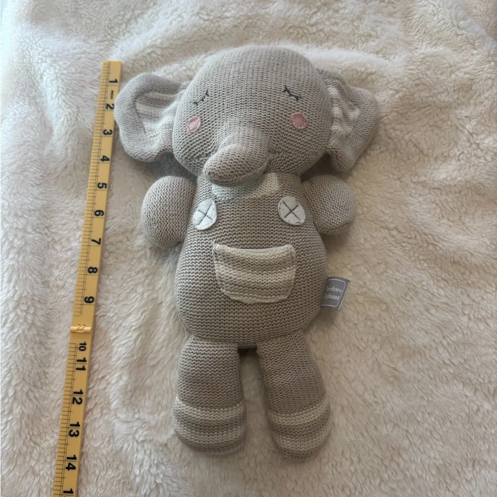 Knit Plush Toy - Gray